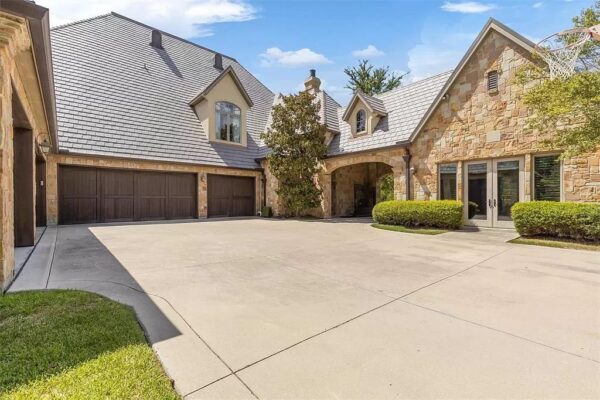 Exclusive Mira Vista Estate In Fort Worth Features French Traditional