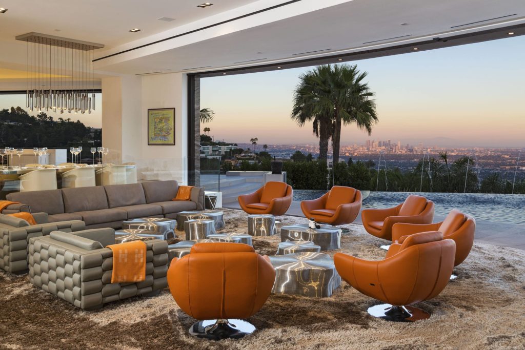 Extraordinary Modern Home in Los Angeles by Ferrugio Design & Associates, luxury houses