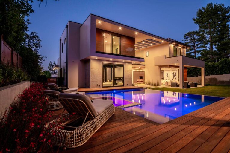 Sandy Lane Modern Home in California by C-Oliveria Design Studio