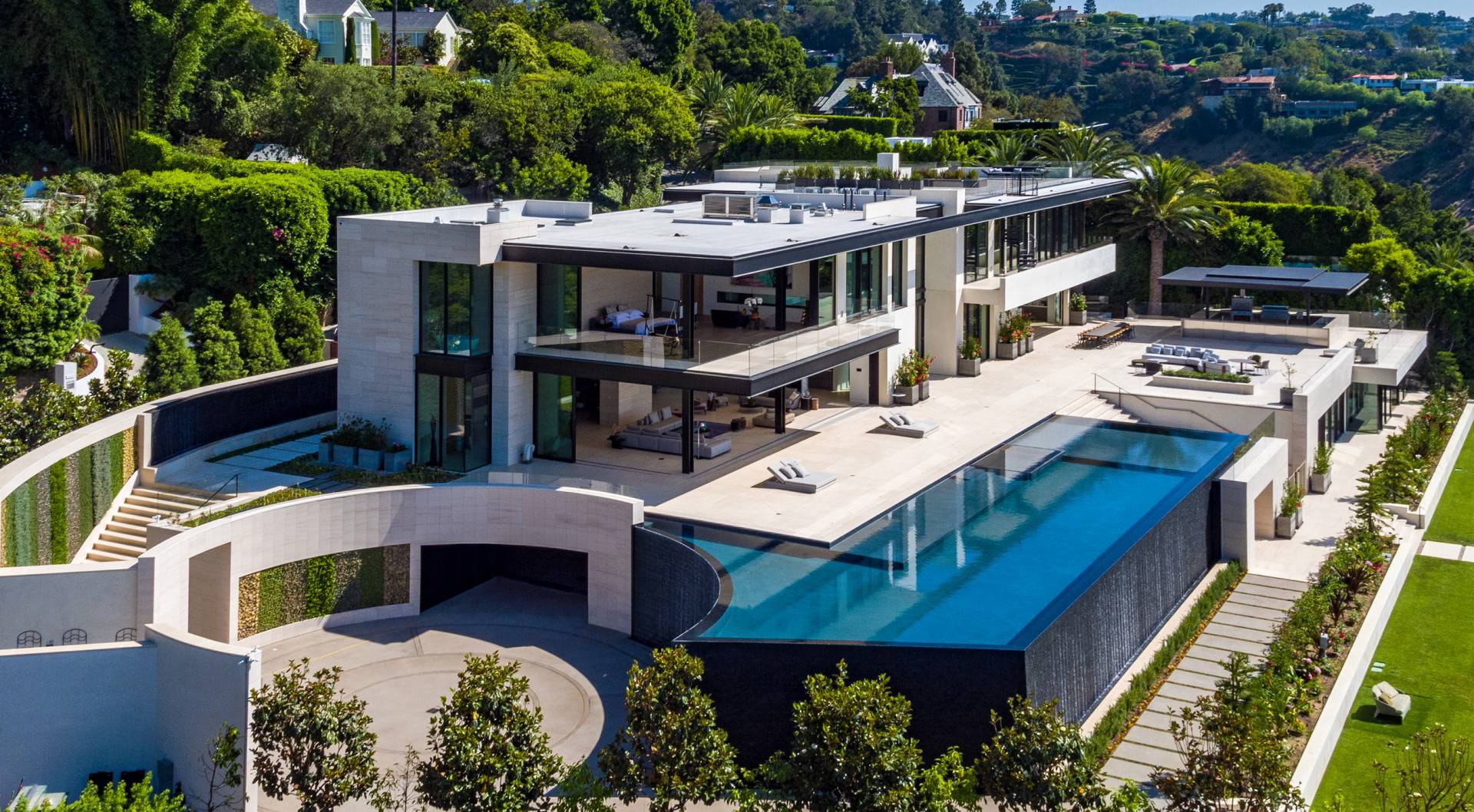 Maison De Luxe A Los Angeles Dramatic Greatest Modern Mansion in Los Angeles by Paul McClean
