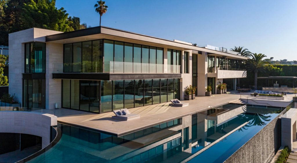 Dramatic Greatest Modern Megamansion in Los Angeles by Paul McClean, luxury houses