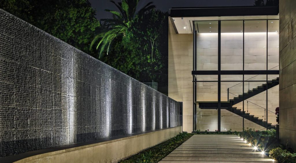 Dramatic Greatest Modern Megamansion in Los Angeles by Paul McClean, luxury houses