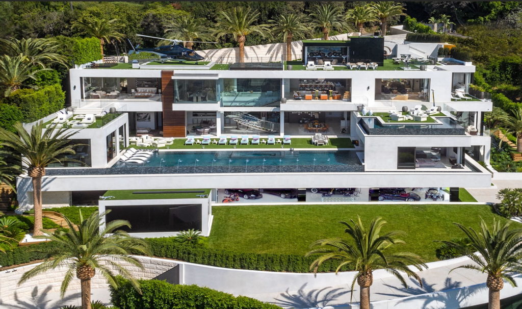 Modern Mansion in Los Angeles