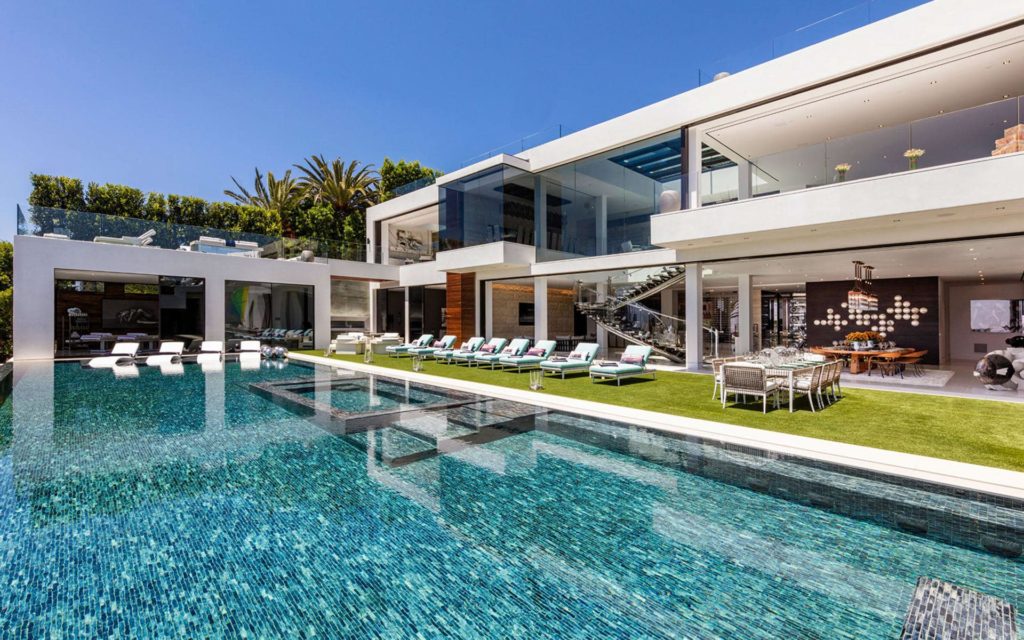 Modern Mansion in Los Angeles