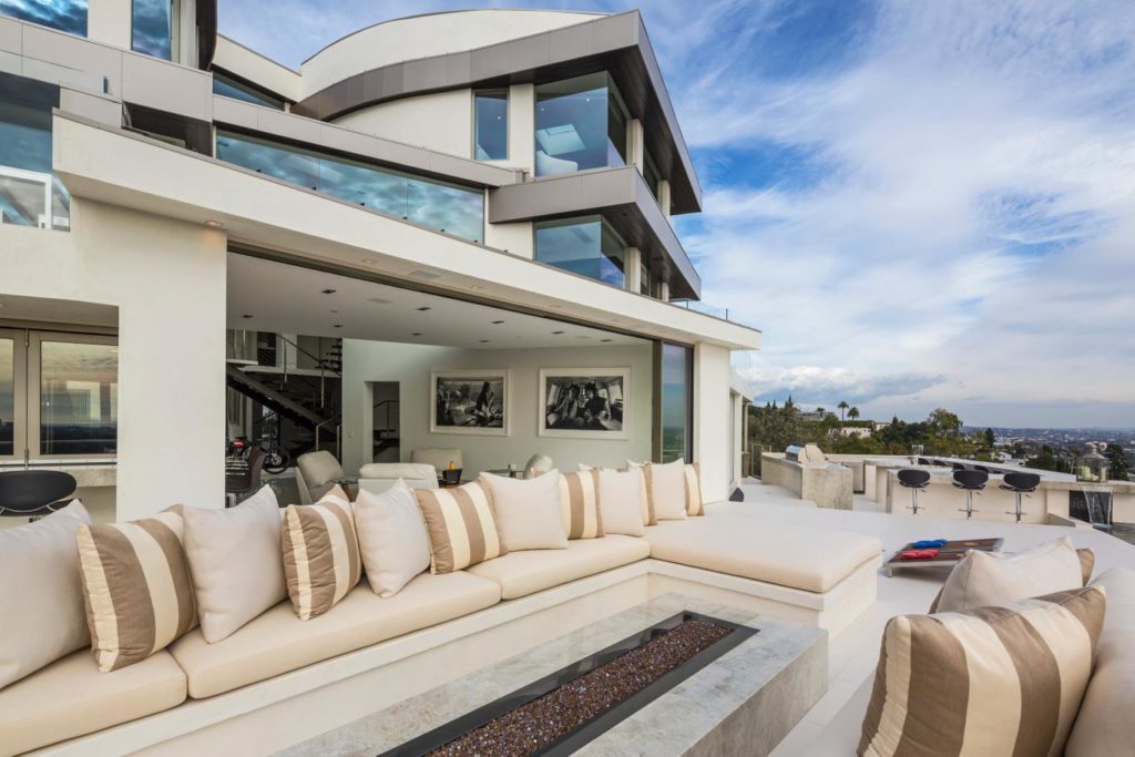 Sierra Mar Drive modern home, luxury houses