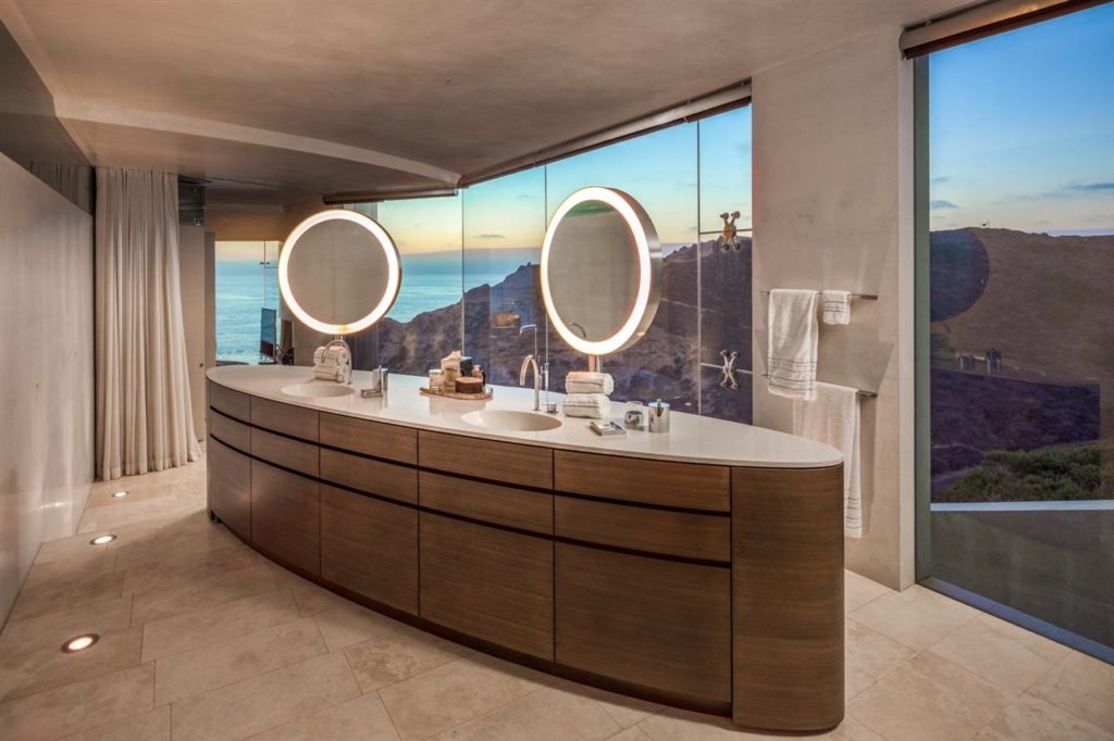 masterpiece in La Jolla, luxury houses