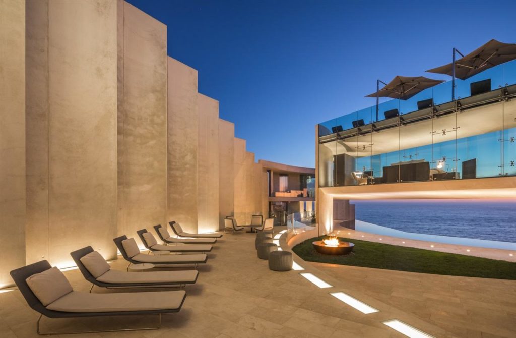 masterpiece in La Jolla, luxury houses
