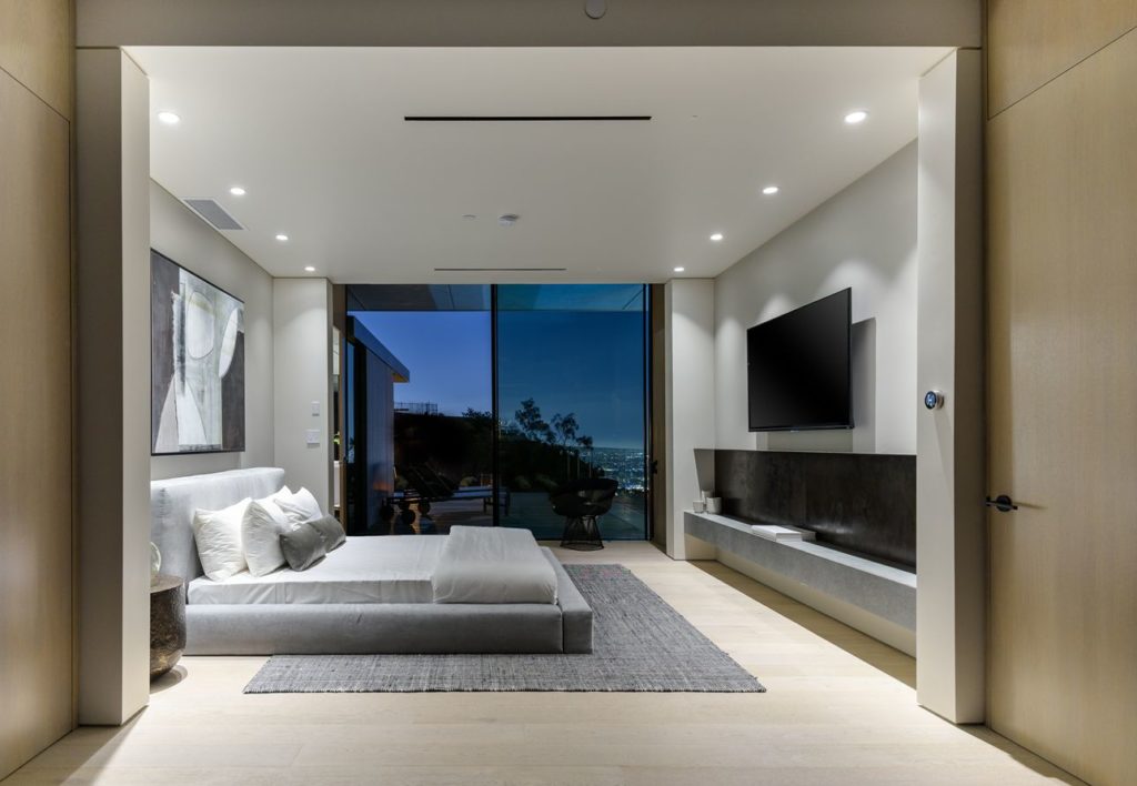 Hollywood Hills Modern Home, luxury house