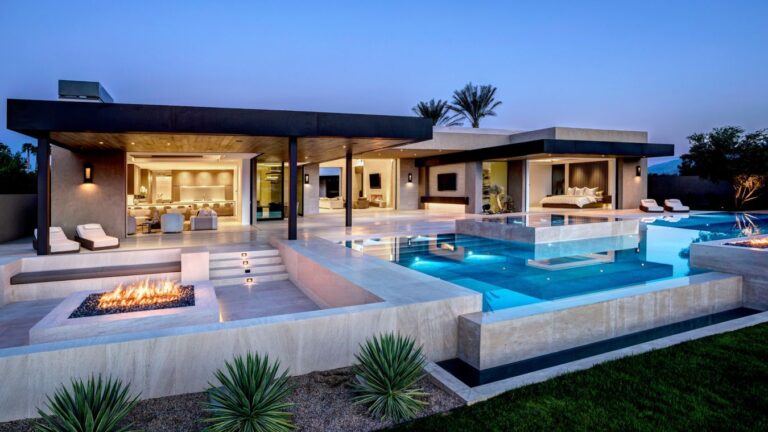 Magnificent Modern Home in La Quinta, California by Bill Hayer Architecture