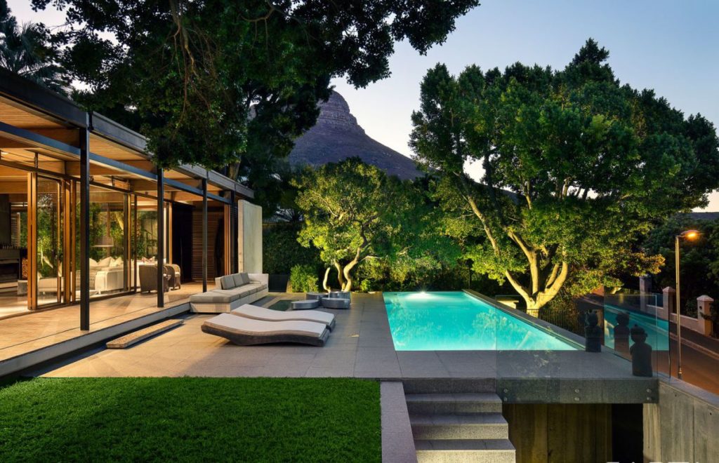 Home in Cape Town, luxury house