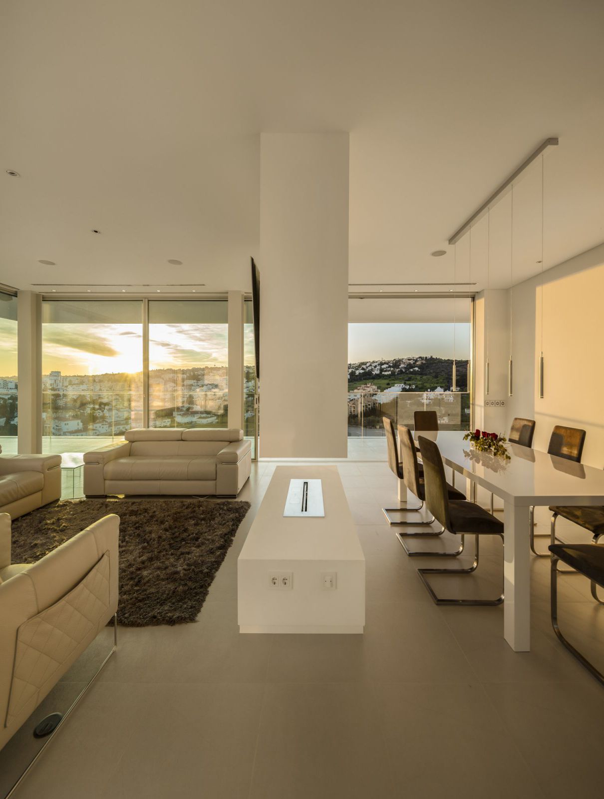 Luxurious-and-Contemporary-Clifftop-Villa-in-Algarve-Portugal-28-1