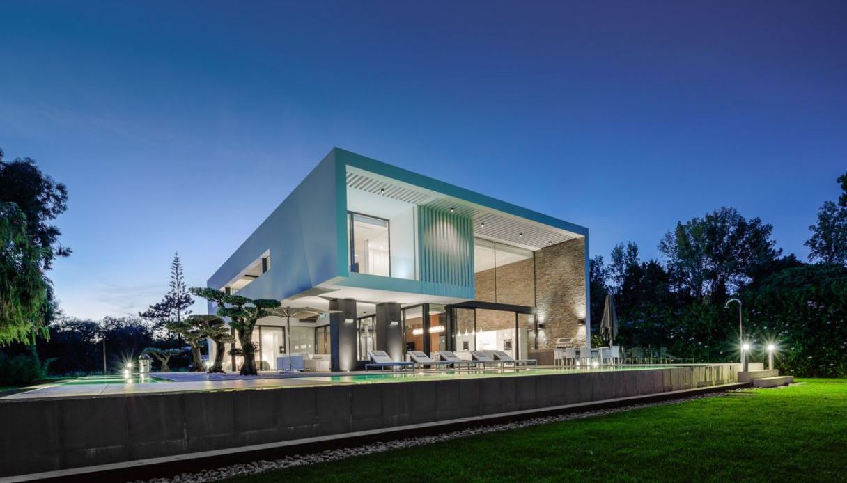 Modern-Villa-Darzi-in-Portugal-by-Arquimais-Architecture-and-Design-2