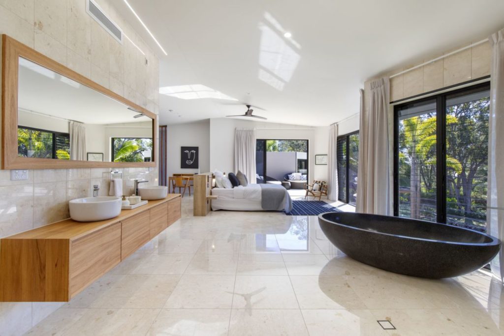 luxury houses, modern homes, luxury-housese.net, properties in Queensland