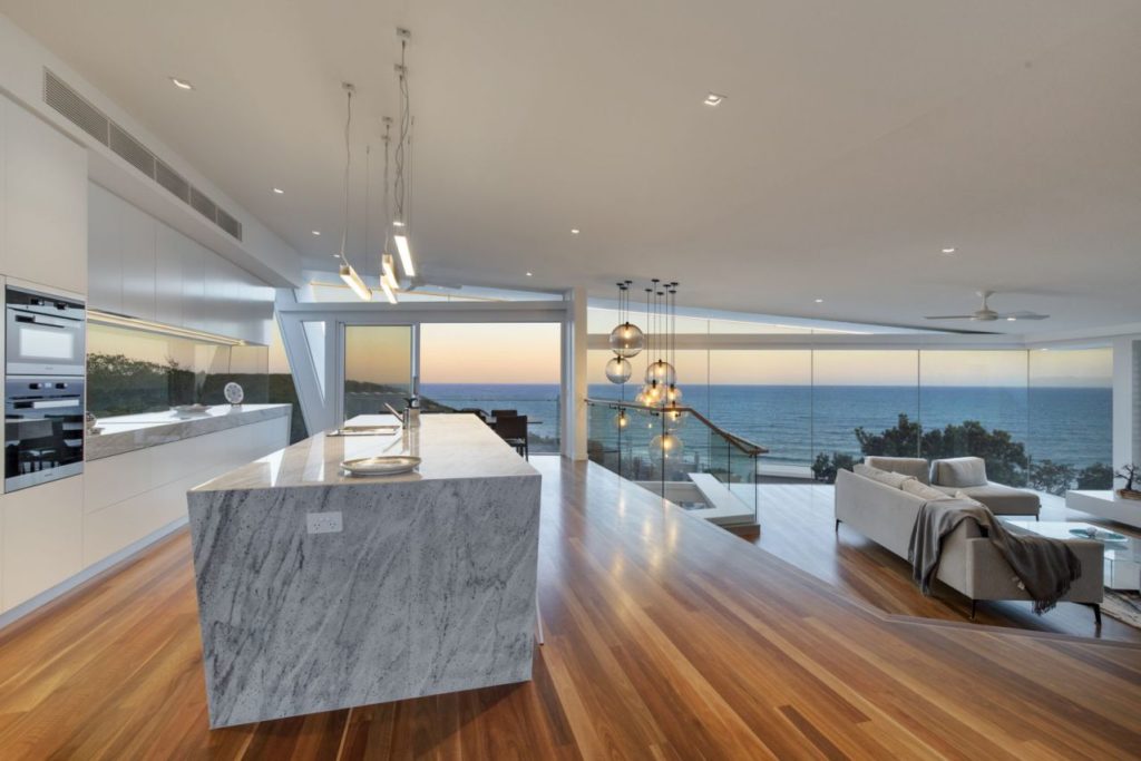 beachside home in Queensland, luxury house