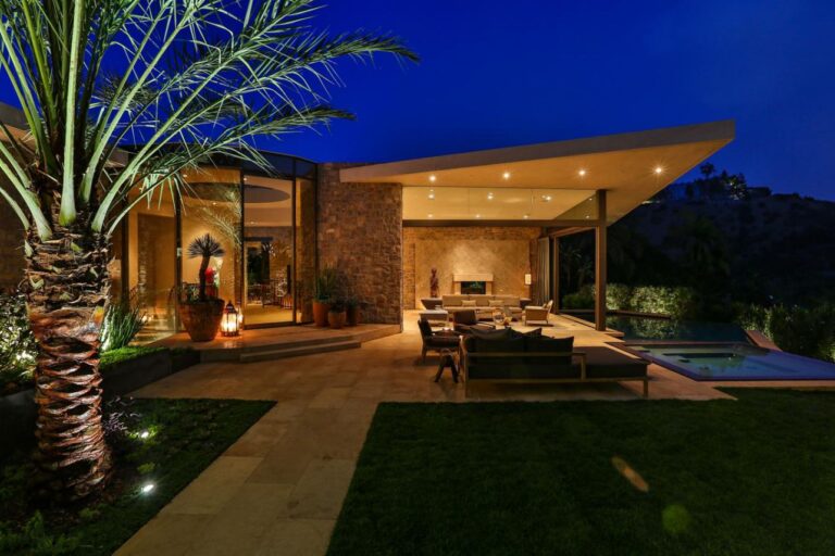 Truly Luxury House in the Doheny Estates, Los Angeles