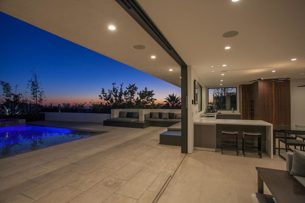Hollywood Hills home, luxury house