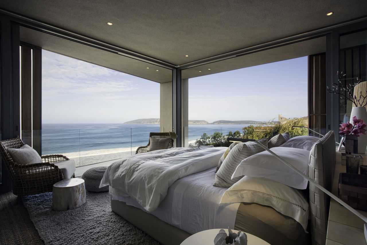 Beachyhead-House-in-Plettenberg-Bay-South-Africa-by-SAOTA-16