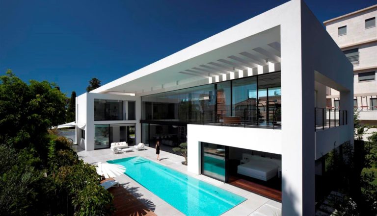 Spectacular Haifa Modern House in Israel by Pitsou Kedem