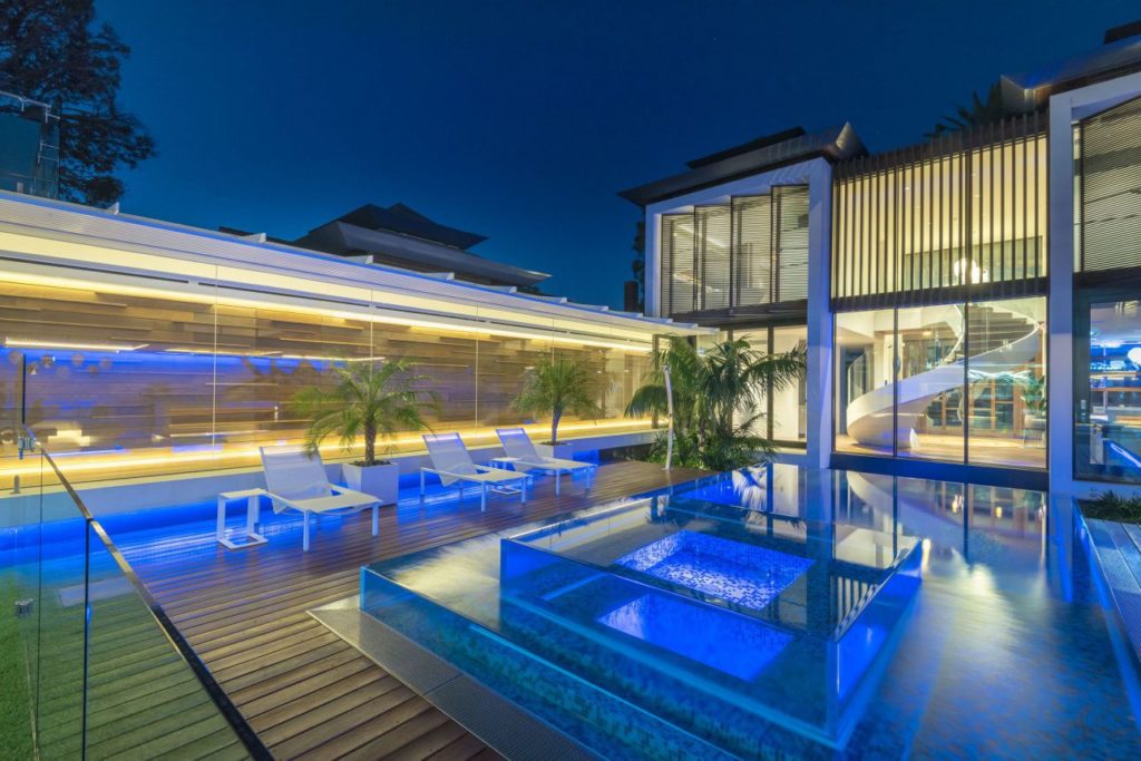 luxury house ,Melbourne Modern Villa