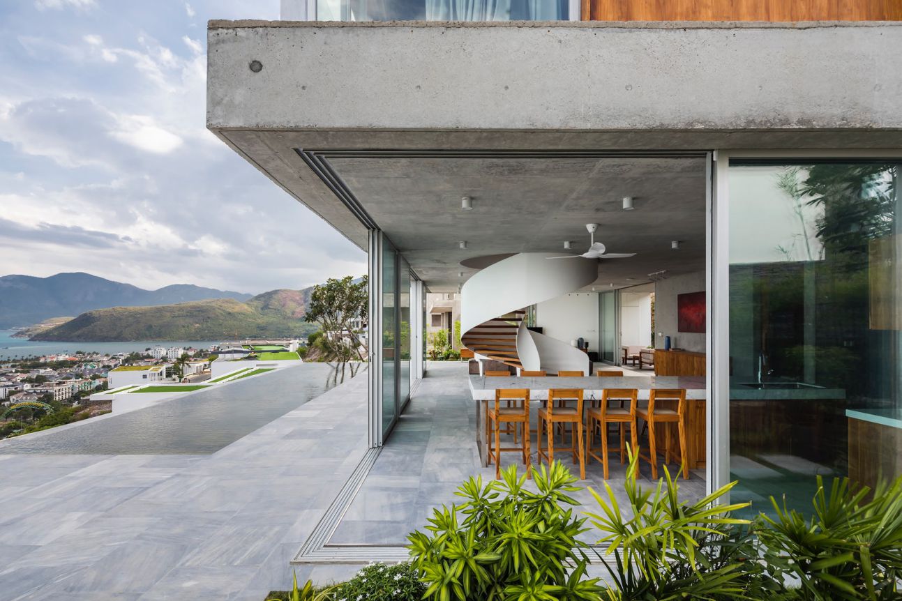 Outstanding-Coastal-Stone-House-in-Nha-Trang-Vietnam-by-MM-Architects-11