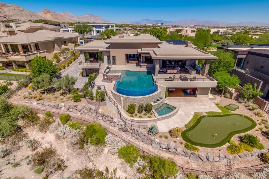 Contemporary Home in Las Vegas, luxury houses