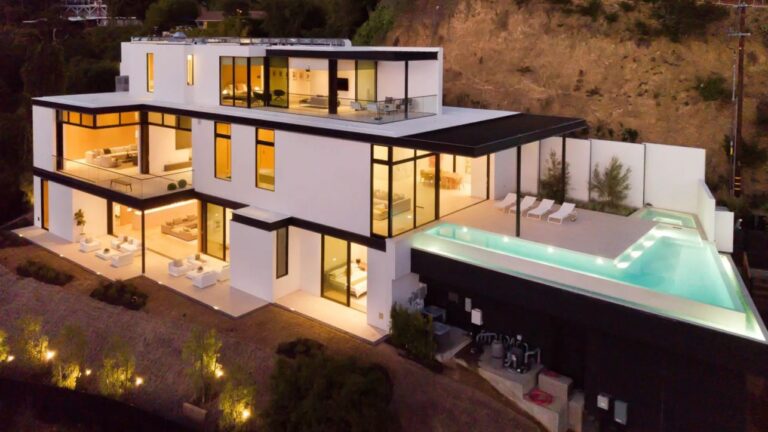 Astonishing Thrasher Avenue Modern Home in Los Angeles