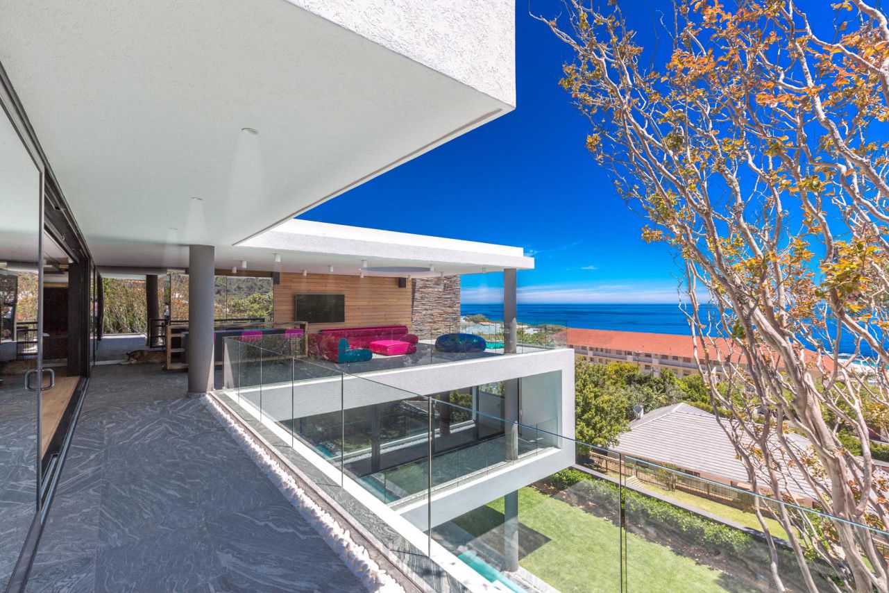 4-Bedroom-House-in-Camps-Bay-11