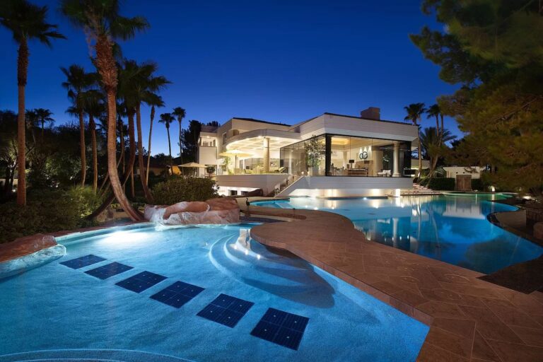 Exquisite Estate of Unparalleled Luxury: A Masterpiece of Design and Elegance in Nevada