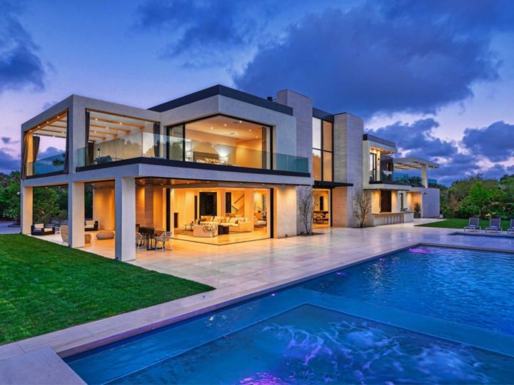 Award-winning Peregian Beach Modern Home in Australia