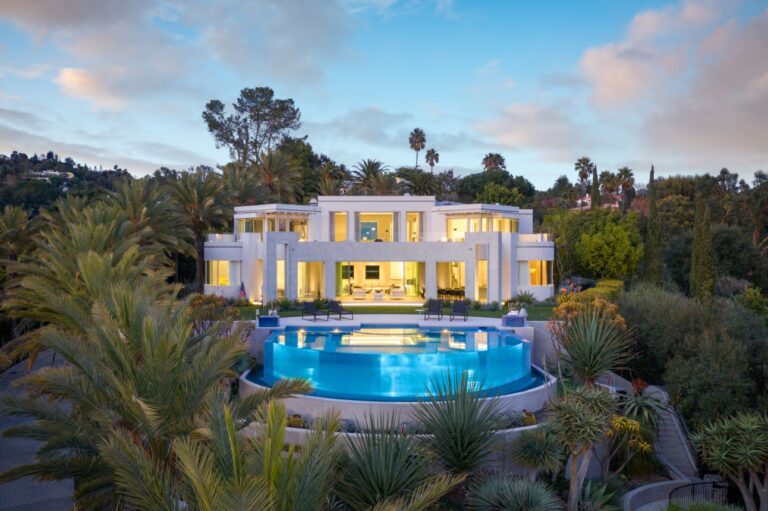 Newly Rebuilt Contemporary Mansion in Beverly Hills Sells for $27,000,000