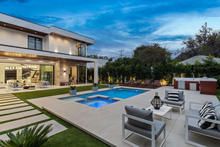 An Exquisite Contemporary Estate in Studio City hits the Market for $4,399,000