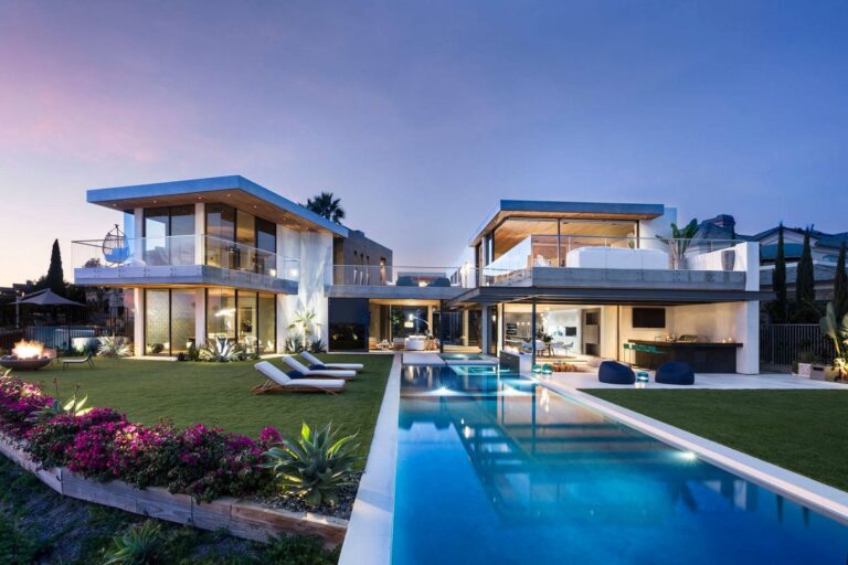 Newport Beach Modern Home with 180 degree views by Wolf Design Studio