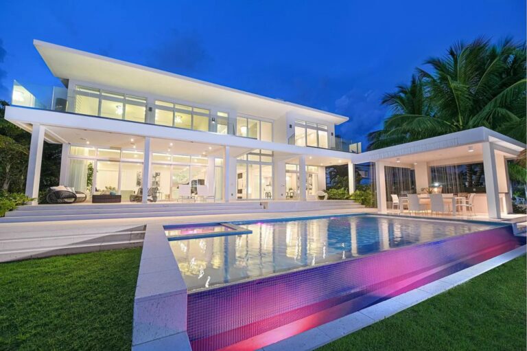 Impressive Miami Beach Waterfront Home on the Market with offering price $7.5M