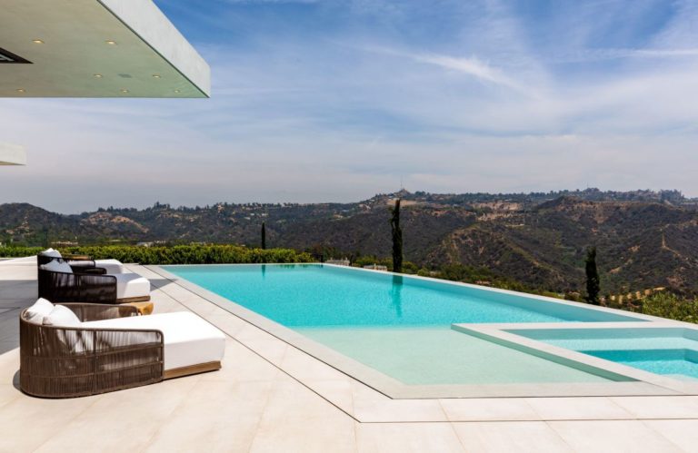 $17.5 Million Beverly Hills Modern Estate with Overlooking The Entire City