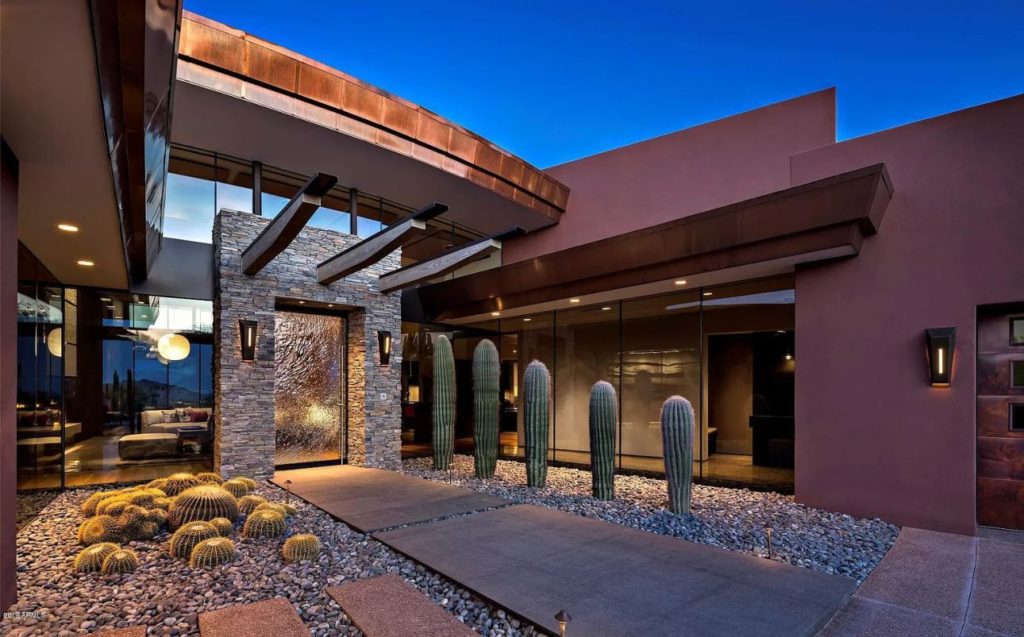 Custom Home in Scottsdale