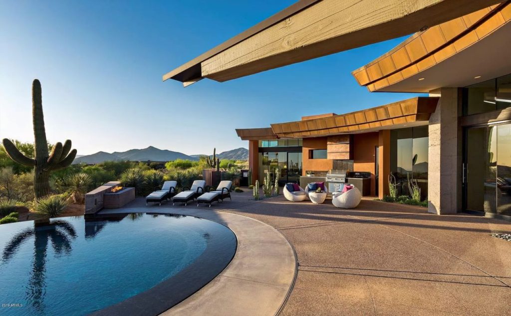 Custom Home in Scottsdale