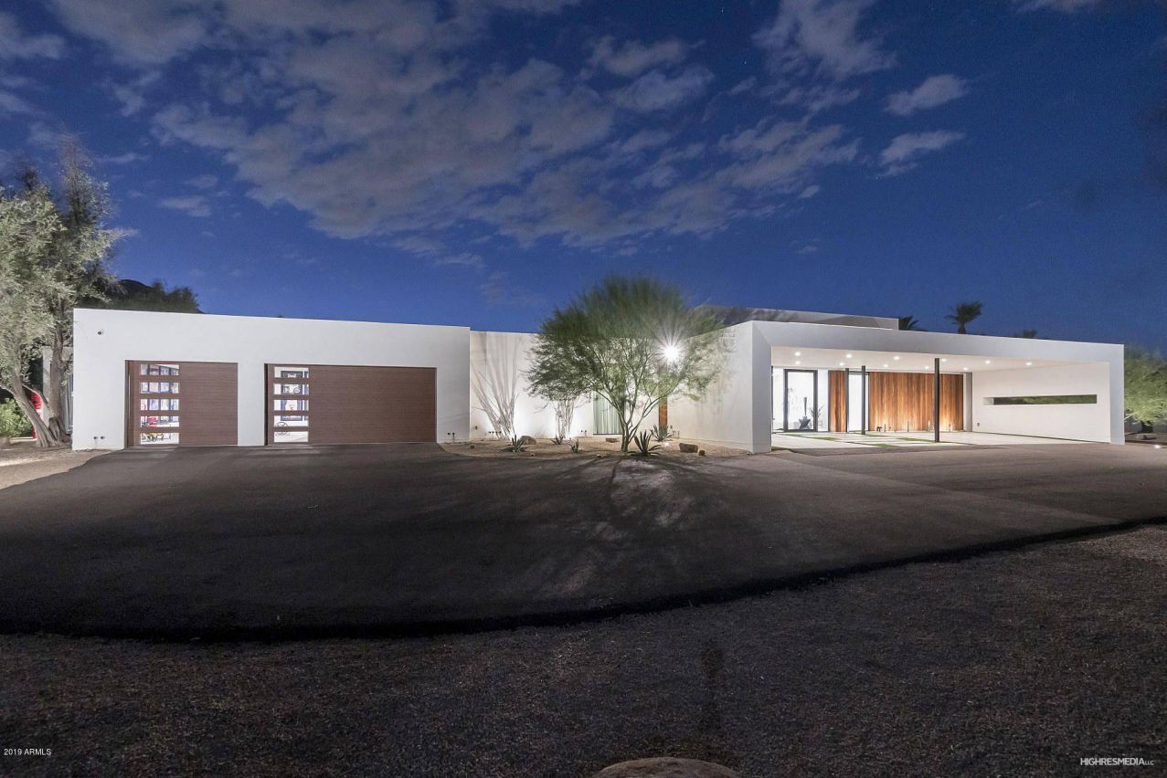 5505-N-Casa-Blanca-Drive-Paradise-Valley-1