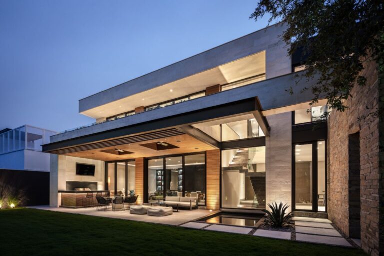 Casa GB Contemporary Home in Austin by Bernardo Pozas Residential Design