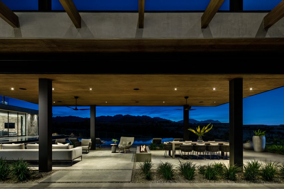 Cayambe-House-in-Las-Vegas-by-Punch-Architecture-16