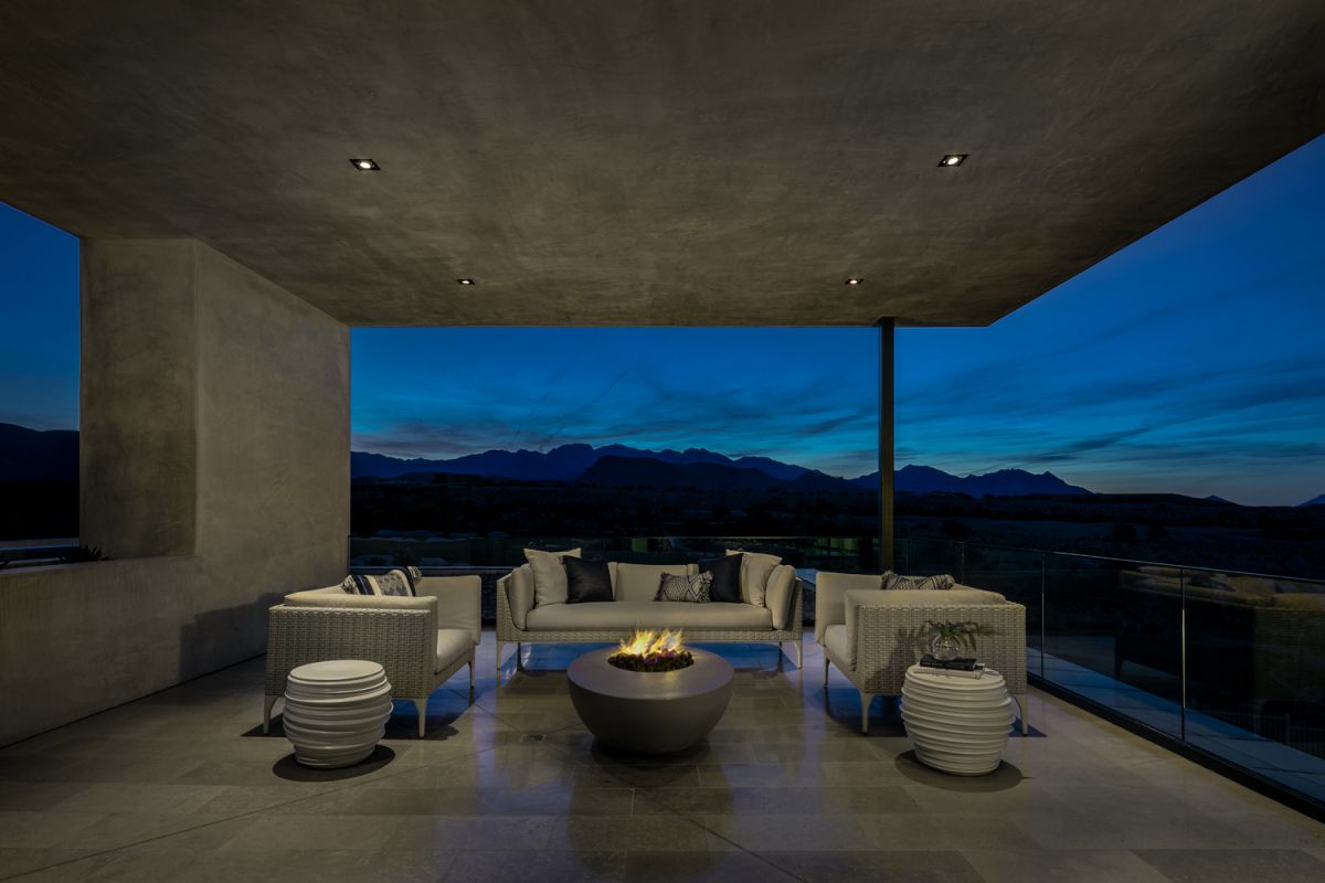 Cayambe-House-in-Las-Vegas-by-Punch-Architecture-18