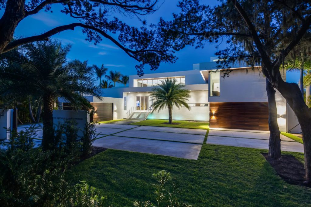 Contemporary Home in Tampa