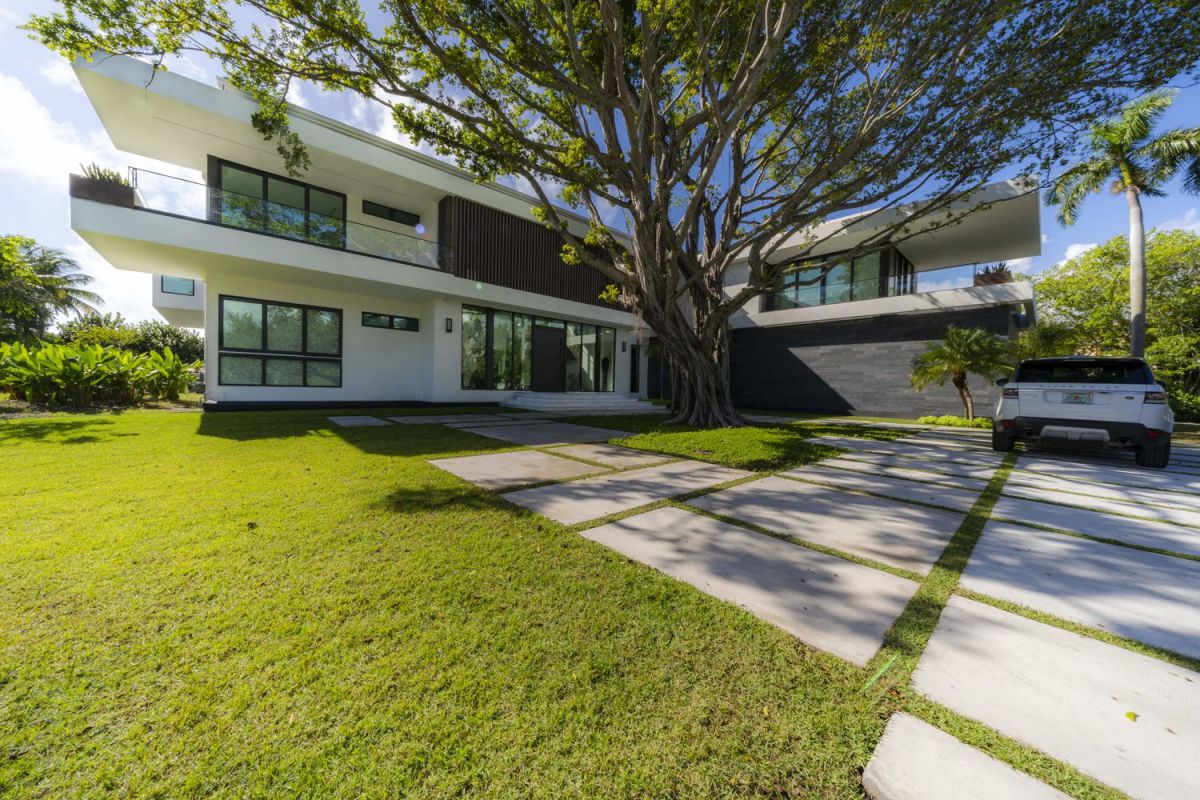 Starmarc-II-Residence-in-Florida-by-One-Design-Build-16