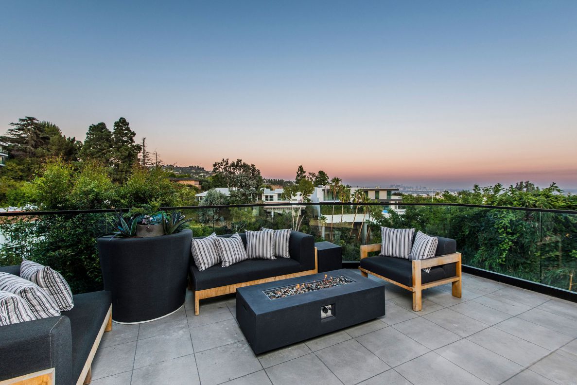 1432 Harridge Drive still Searching Buyer at Offered Price of $4,275,000