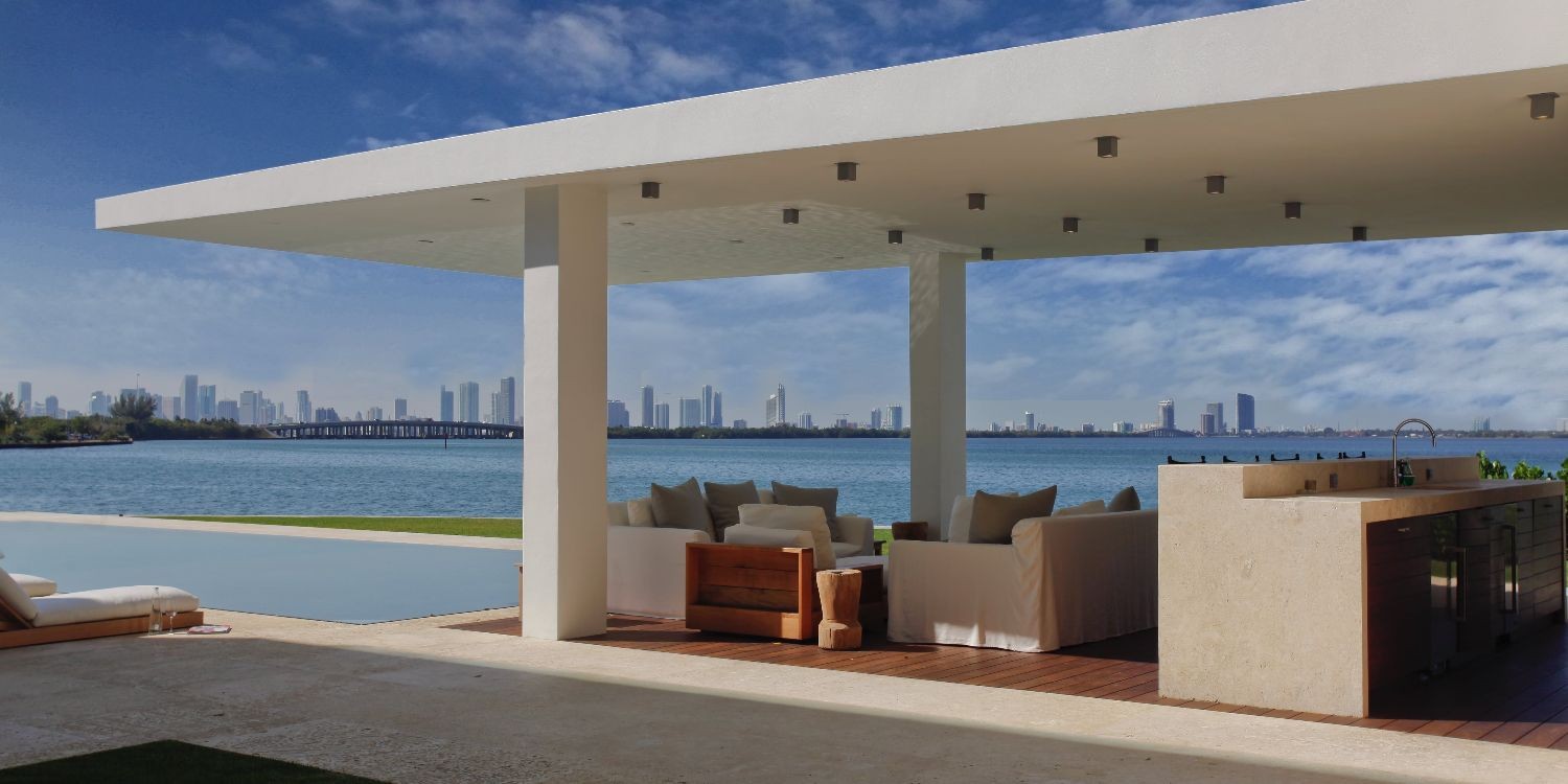 4358-North-Bay-Road-Miami-Beach-by-Choeff-Levy-Fischman-6