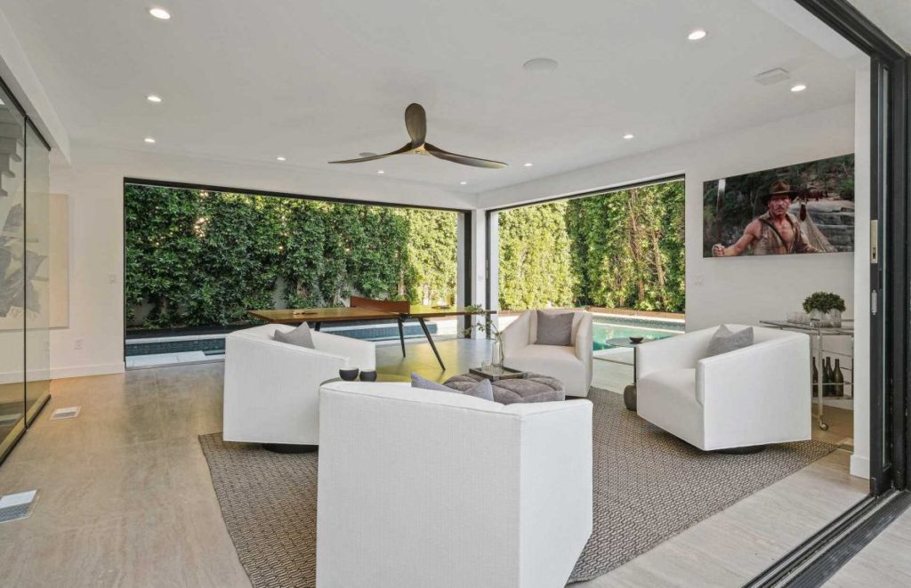 Contemporary Home in West Hollywood