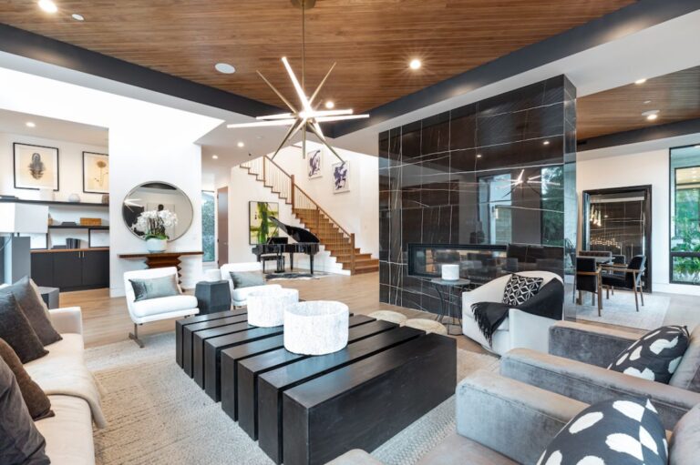 Encino Contemporary Interior Design by Meridith Baer Home