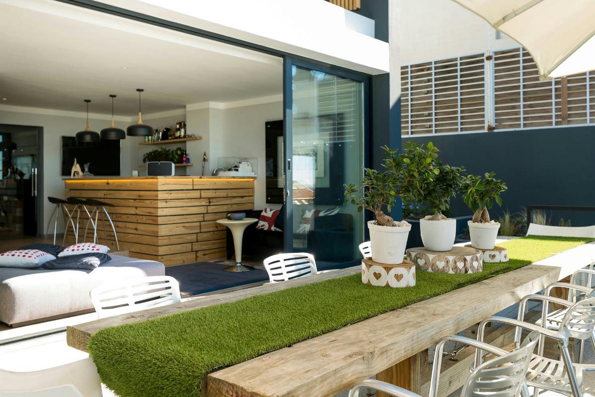 Tour-of-Green-Point-Modern-Home-in-Cape-Town-South-Africa-23