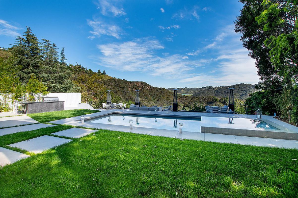 1749-Stone-Canyon-Bel-Air-Los-Angeles-28