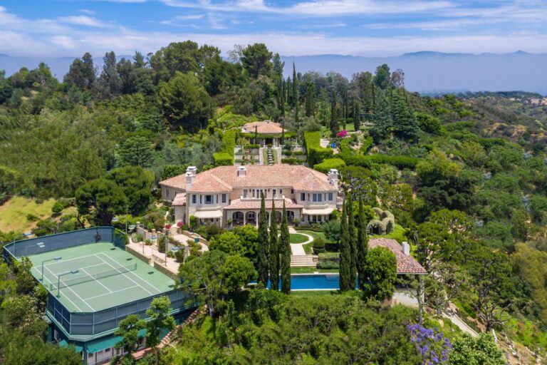 2911 Antelo View Dr – A First-class Estate in Beverly Hills Listed for $29 Million