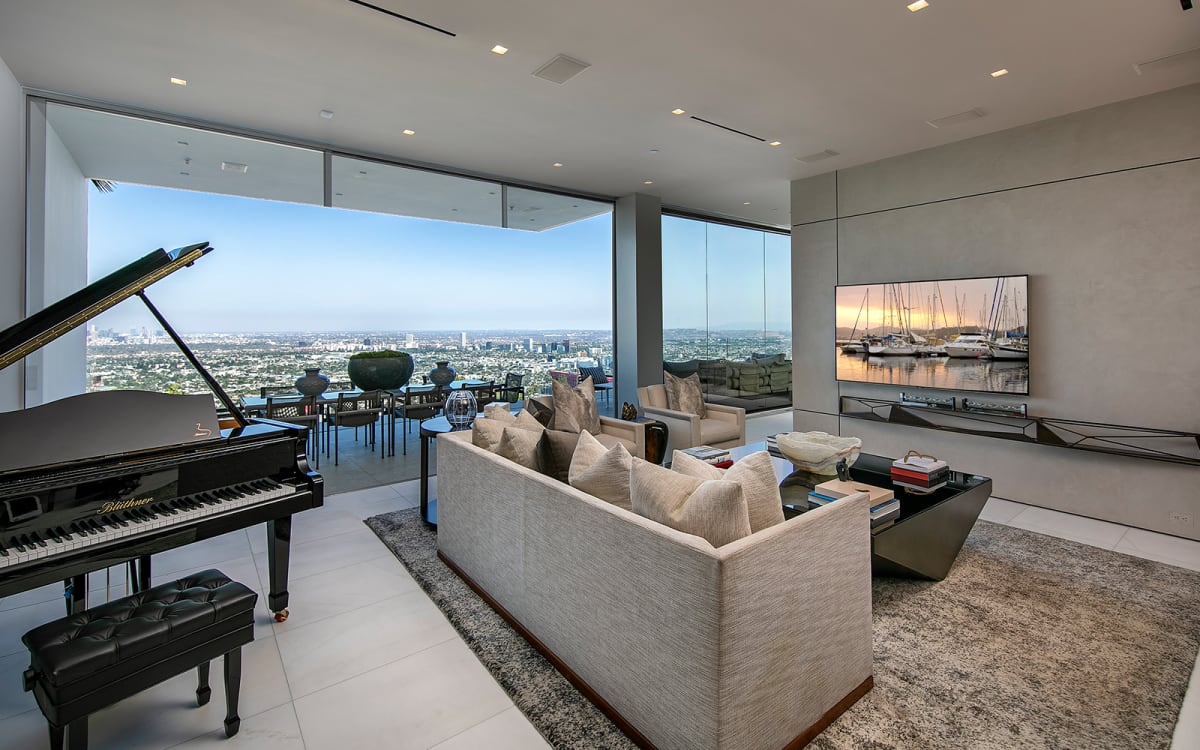 9150-Oriole-Way-West-Hollywood-CA-15